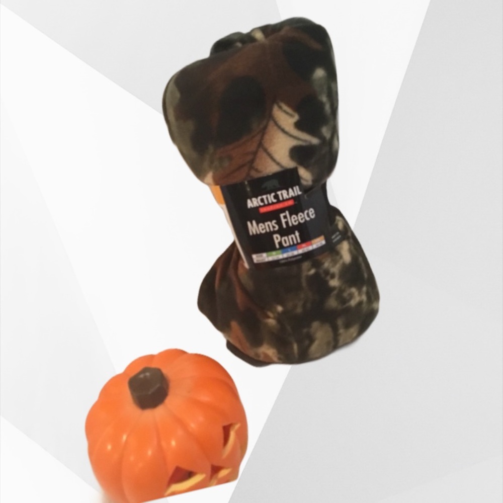 New Men’s Camouflage Fleece Pants - Picture 1 of 3
